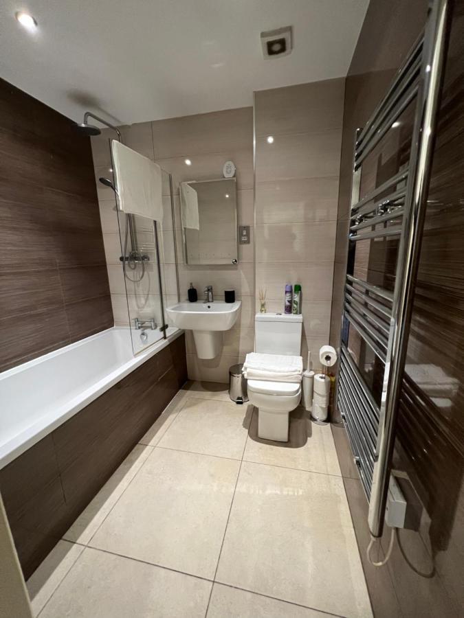 3Bed Flat 3Wc And Great Location Near Excel City Airport O2 And Canning Town Station Villa London Exteriör bild