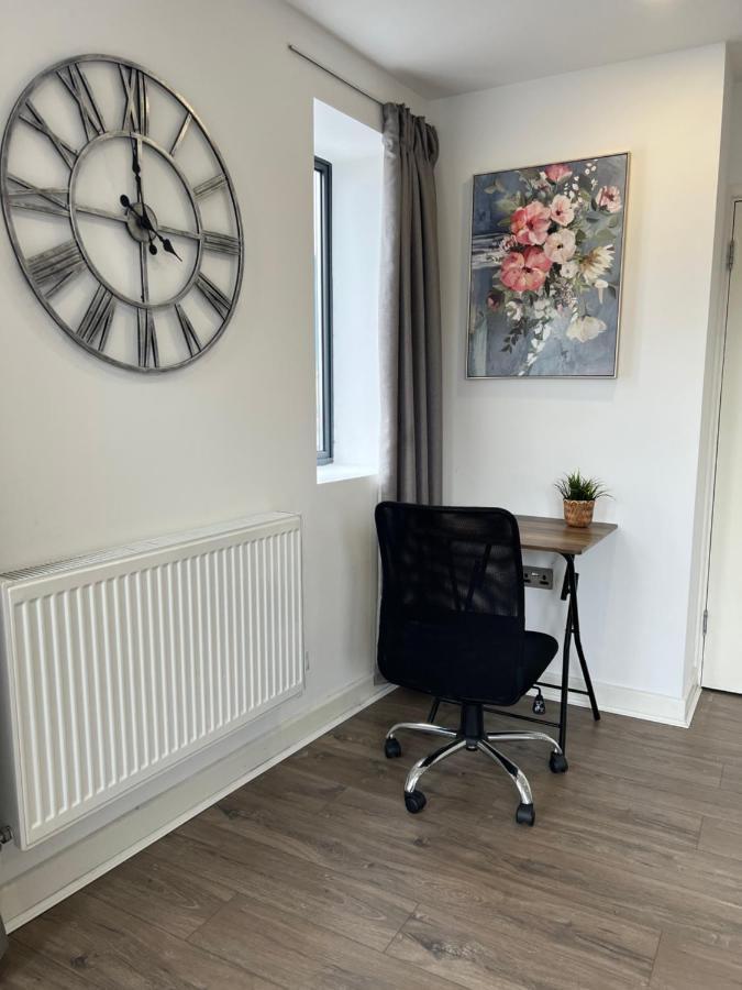 3Bed Flat 3Wc And Great Location Near Excel City Airport O2 And Canning Town Station Villa London Exteriör bild